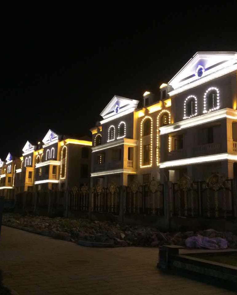 星河灣別墅區(qū)亮化紀實 星河灣別墅區(qū)亮化紀實