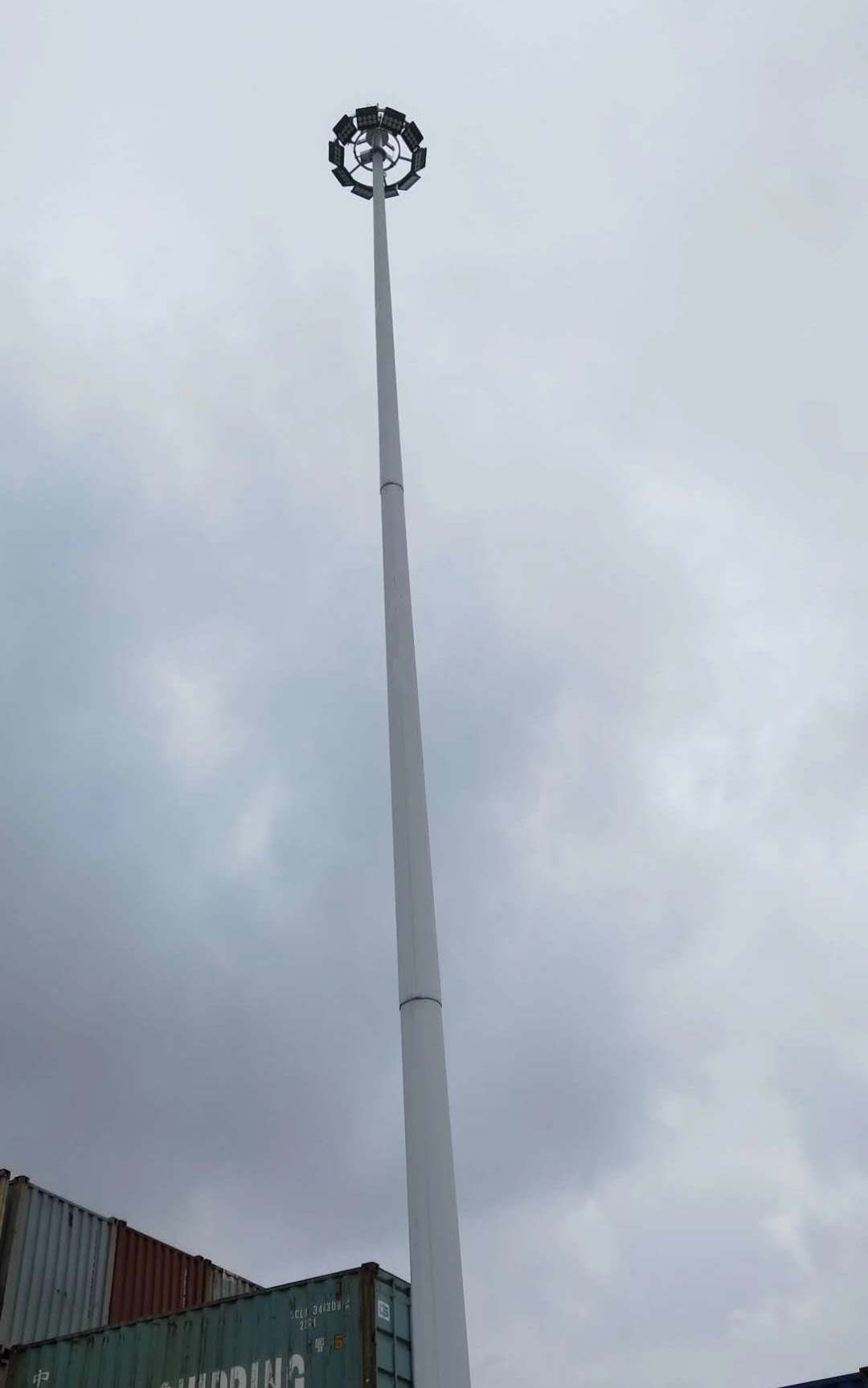 海南海口市高桿路燈 海南??谑懈邨U路燈